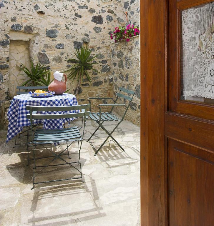 Blue Cottage Apsiou Стая снимка
